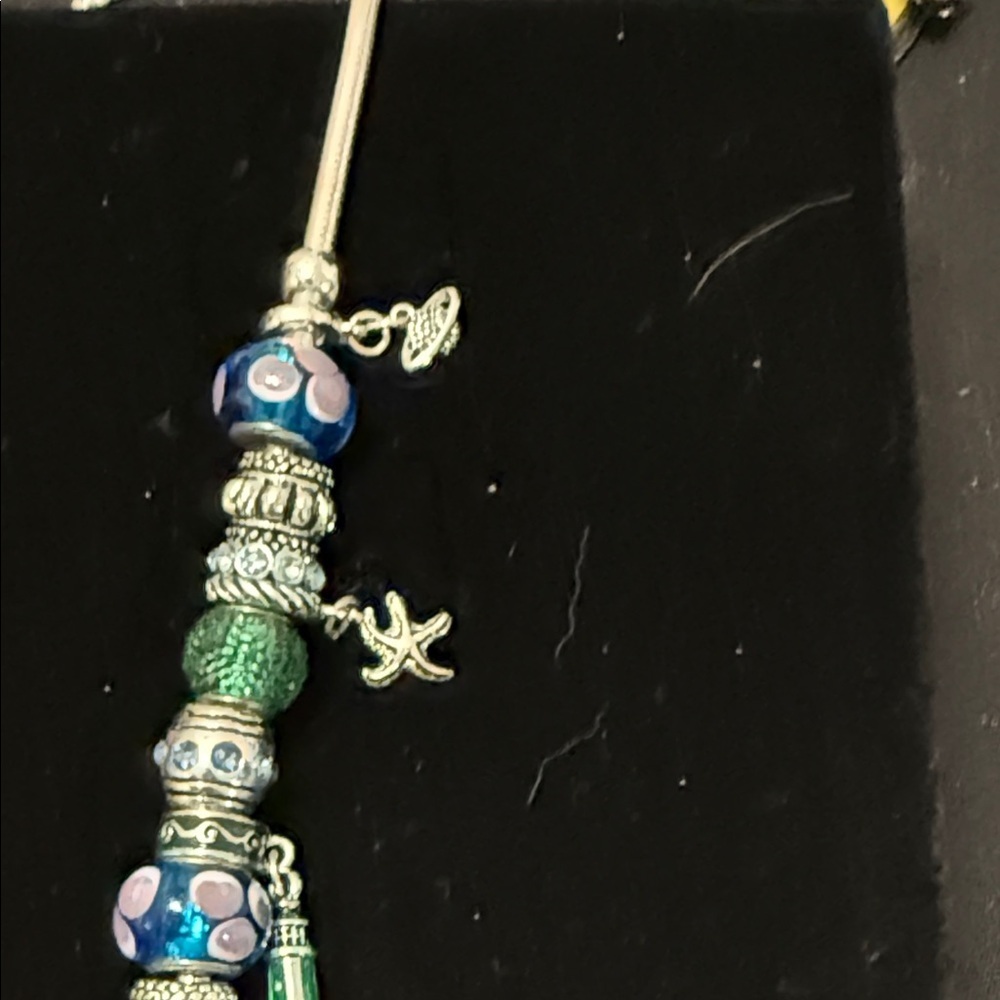 Elegant Silver and Blue Charm Bracelet - Picture 2 of 3